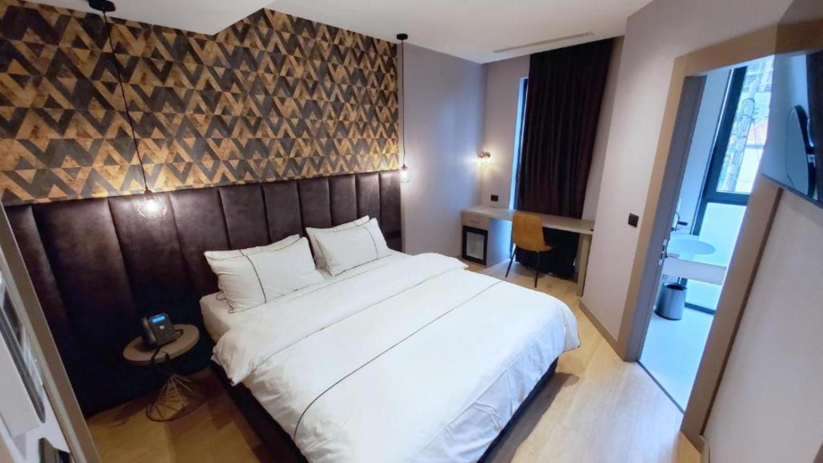 Starlight Hotel ติรานา ภายนอก รูปภาพ